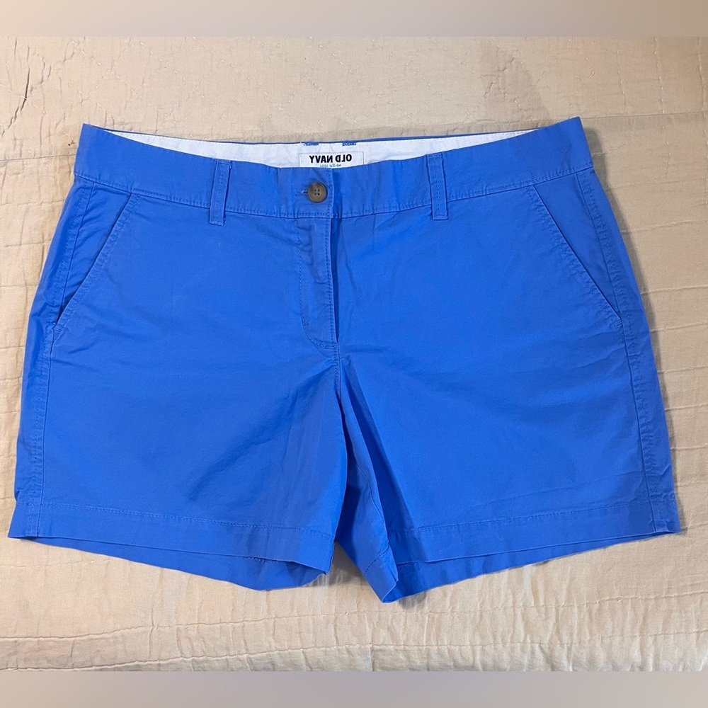 Old Navy chino shorts